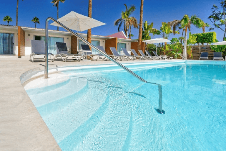 World Day Pass - Sanom Beach Club