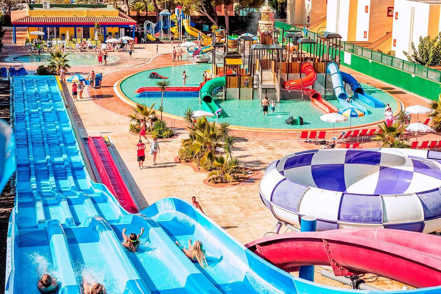 11 Sirenis Aquagames Punta Cana - World Day Pass