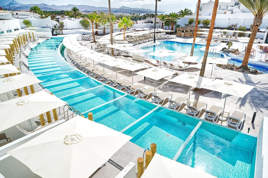 Golden Beach - World Day Pass